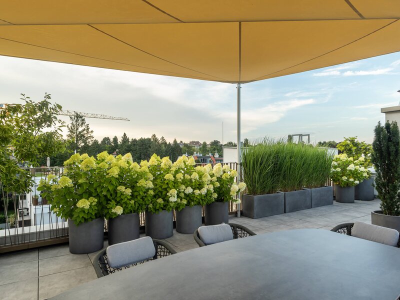 Schlichte Terrasse