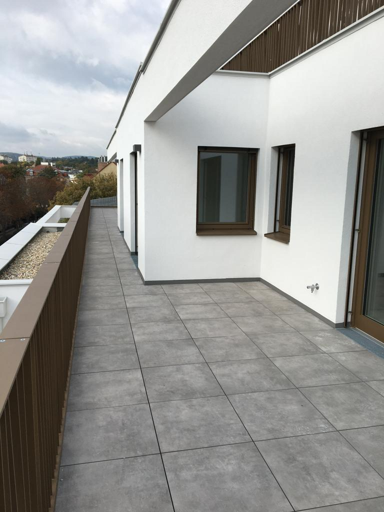 Schlichte Terrasse